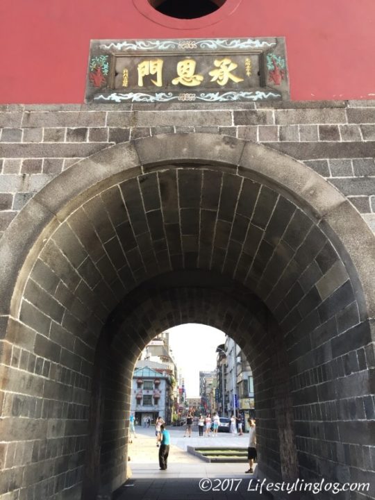 台北の北門のトンネル部分