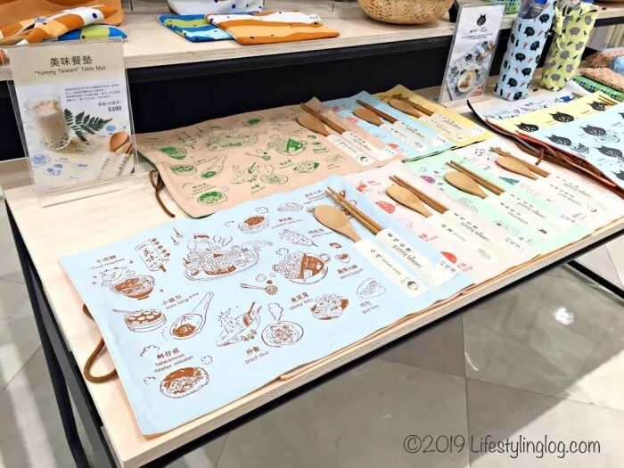 45 割引ずっと気になってた 印花楽 In Bloom Table Mat テーブル用品 キッチン 食器 thaar Net