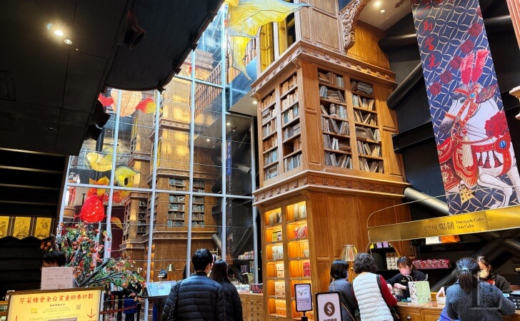 宮原眼科の店内