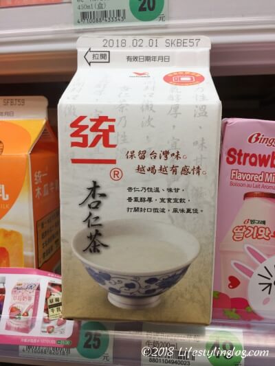 台湾のコンビニで販売されている杏仁茶