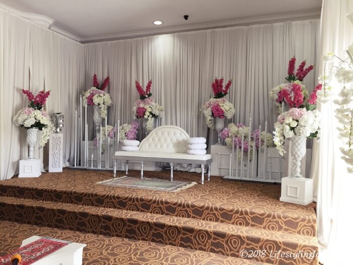マレーシアのブルーモスク内の結婚式場