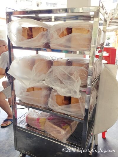 Ah Wangで販売されているBengali Bread