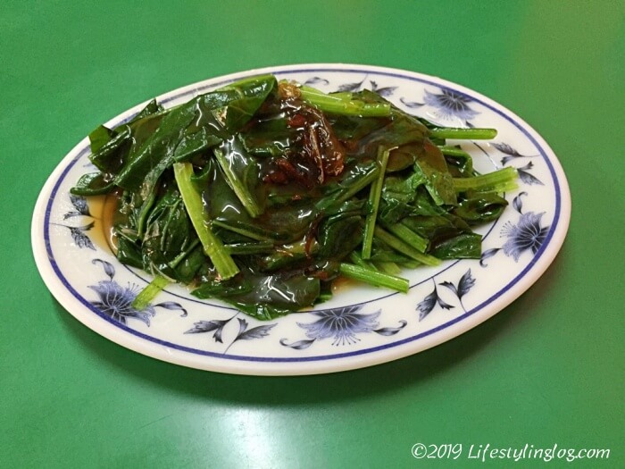 原味魯肉飯の燙青菜