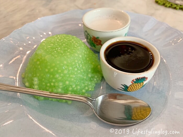 Mews CafeのSagoデザート（Sago Gula Melaka）
