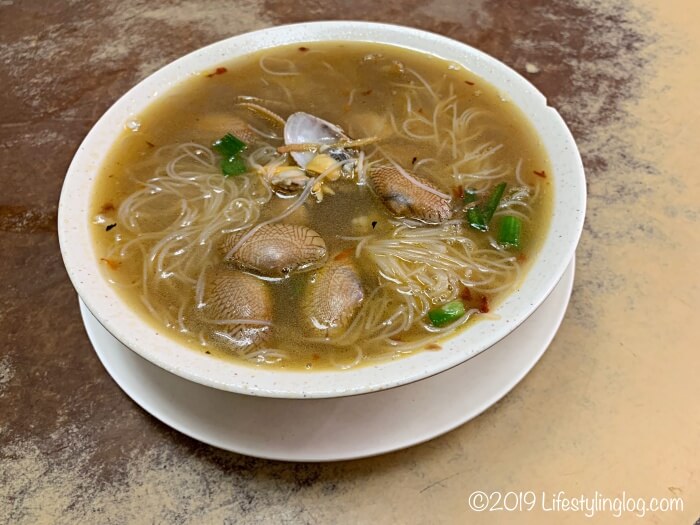 Kedai Kopi Lai Foongにある貝入りスープ