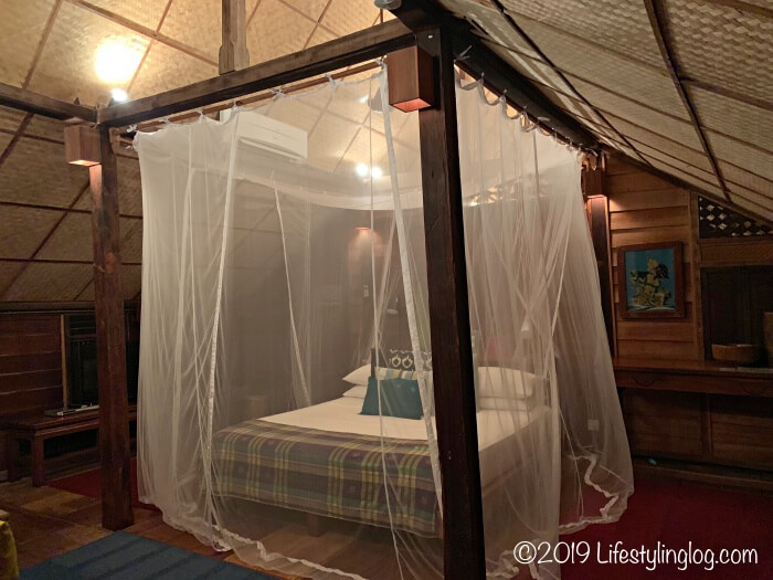 蚊帳を下ろしたBON TON RESORT LANGKAWI（ボントンリゾートランカウイ）Palmヴィラ