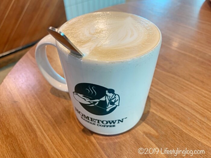 Hometown Hainan CoffeeのGula Melaka Latte