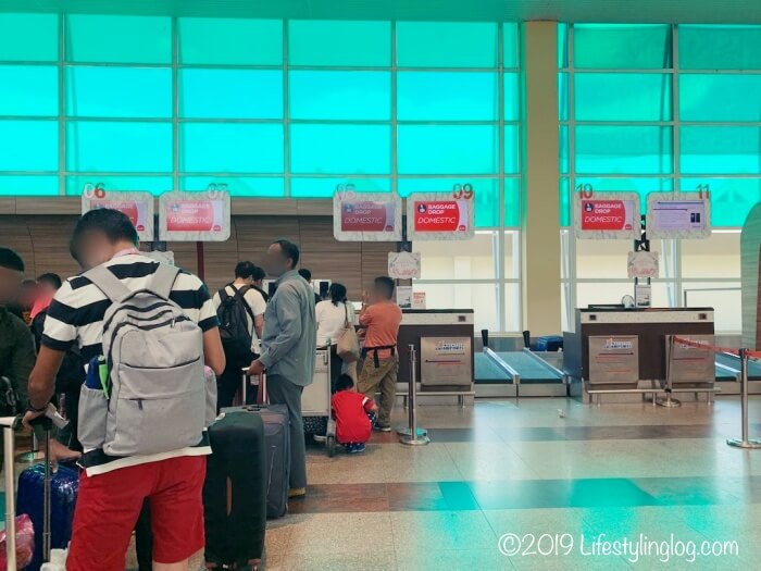 ランカウイ国際空港にあるエアアジアのバッゲージドロップカウンター