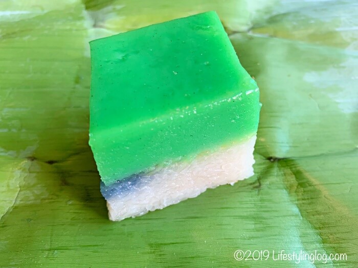 ニョニャクエのKuih Seri Muka(クエ スリ ムカ)