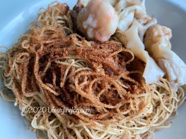 Mak's Cheeの雲呑蝦子麺