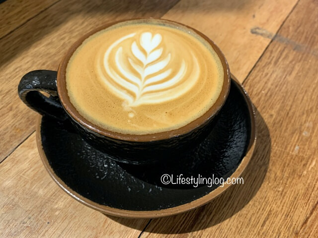 Independent Coffeeのホワイトコーヒー