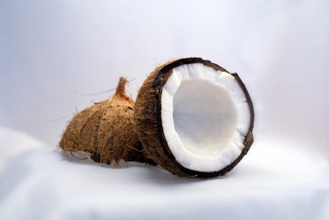 成熟したココナッツ