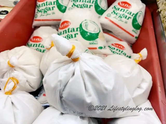 ココナッツ特集 マレーシア料理に欠かせないヤシの実の基本情報 ライフスタイリングログ ココナッツ特集 マレーシア料理に欠かせないヤシの実の基本情報 ライフスタイリングログ