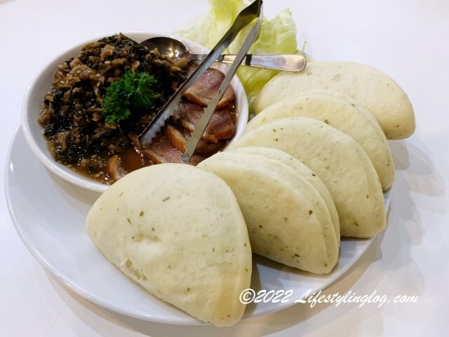 潮州料理レストランRestaurant Teochew Lao Er（老二）の梅菜鴨肉包