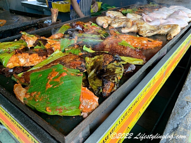グリルフィッシュ（焼き魚）が美味しいクアラルンプールのJalan BellamyにあるIkan Bakar Seri Melaka