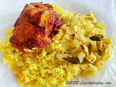 黄色いNasi Lemak?イエローライスが美味しいマレーシアのNasi Lemak Royale Kedah