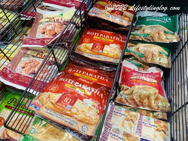 マレーシアのスーパーで販売されている冷凍のRoti CanaiとRoti Patatha