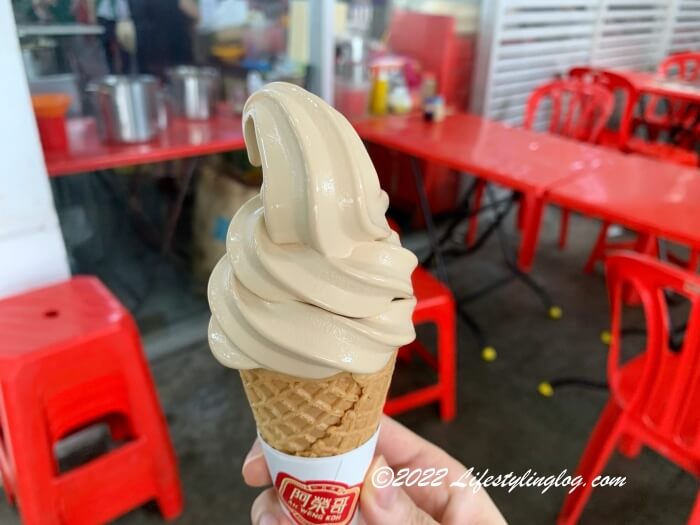 Ah Weng Kohの海南茶ソフトクリーム