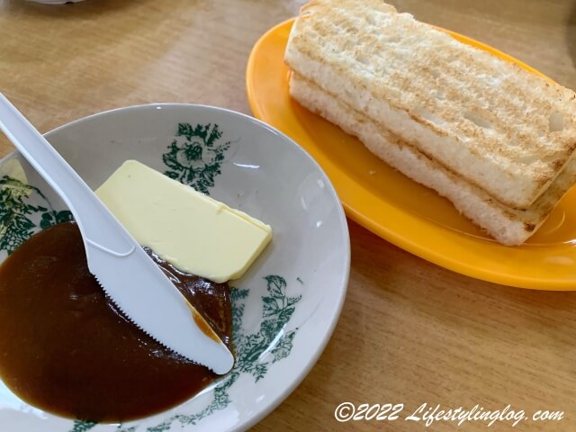 Choon Guan Coffee Shop（偆園茶餐室）のカヤバタートースト