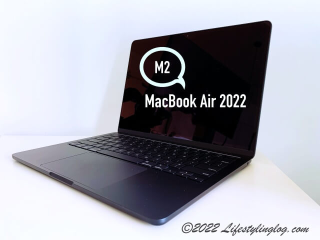 2022年に発売開始されたM2チップ搭載のMacBook Air（マックブックエアー）ミッドナイトカラー