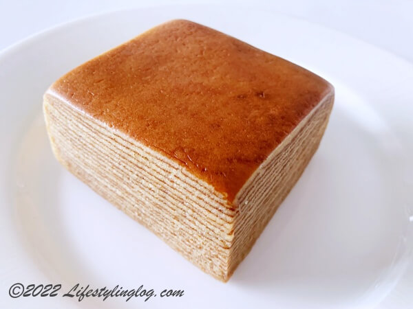 層を重ねて作るインドネシアのレイヤーケーキ（Lapis Legit/Kek Lapis）