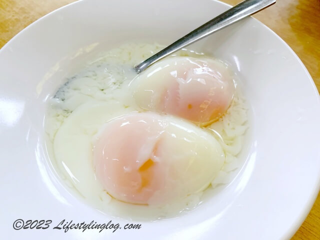 こだわりの卵を使ったHalf Boiled Egg（ハーフボイルドエッグ）