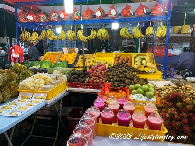 アロー通りで販売されている果物