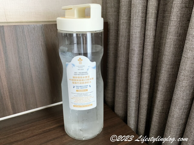 レイクショアホテル台南にある給水機を使って入れた水