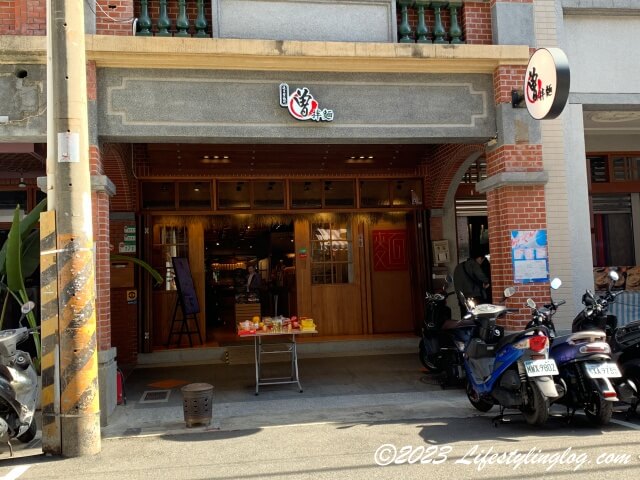 台北の迪化街にある曽拌麺（Tseng Noodles）の店舗