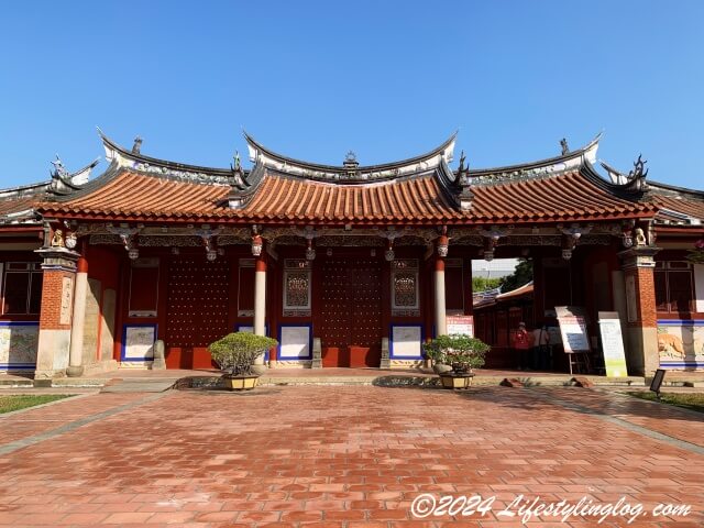 台南孔子廟の大成門と大成殿