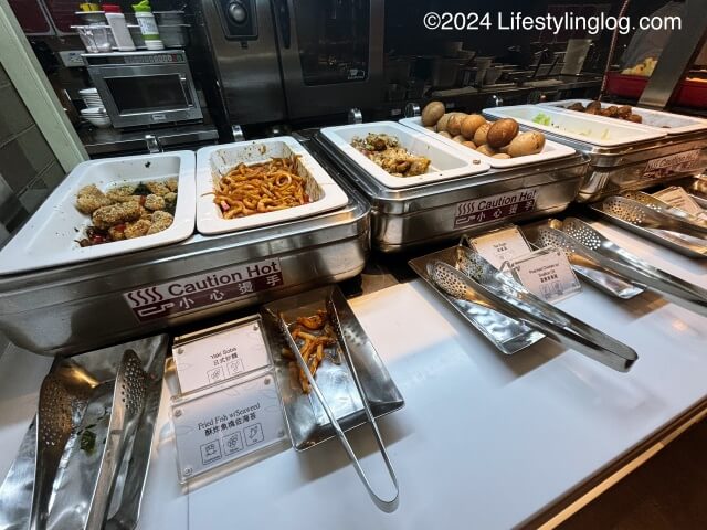 桃園国際空港ターミナル1にあるプラザプレミアムラウンジで提供されている食事