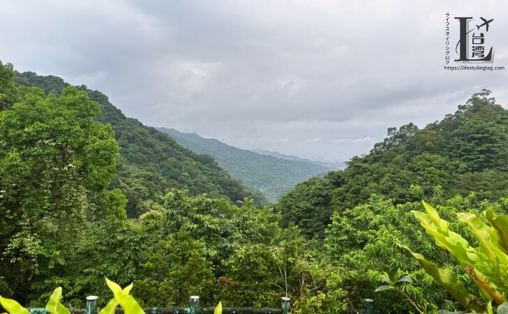 山間にある寶樹堂餐館