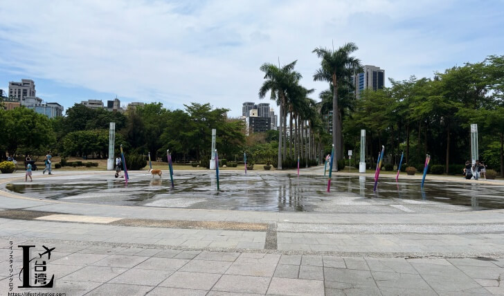 中央公園駅前にある噴水