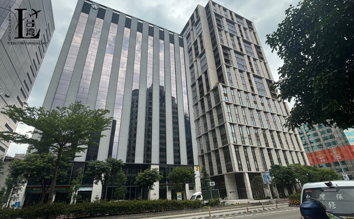 Humble Boutique Hotel(ハンブルブティックホテル)とMRT松江南京駅の位置関係