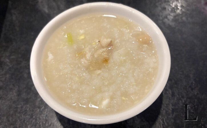 海鮮出汁で作られた漉 海鮮蒸気鍋のお粥