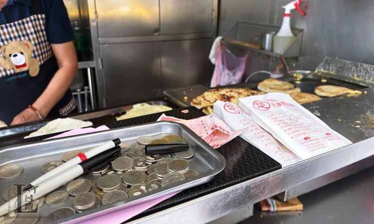 現金支払いになっている台北の永康街にある天津蔥抓餅
