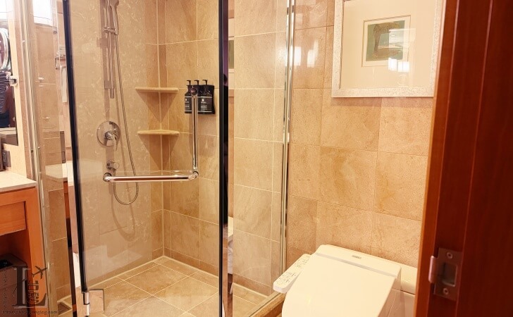 ホテルメトロポリタンプレミア台北のバスルーム