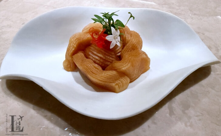 明娟楼中餐庁 (Ming Juan Lou Chinese Restaurant)の千層白玉(Thousand Layers Preserved Radish)