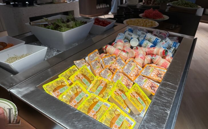 塔木徳酒店CLASSIC（台中台湾大道館 ）の朝食のヤクルト