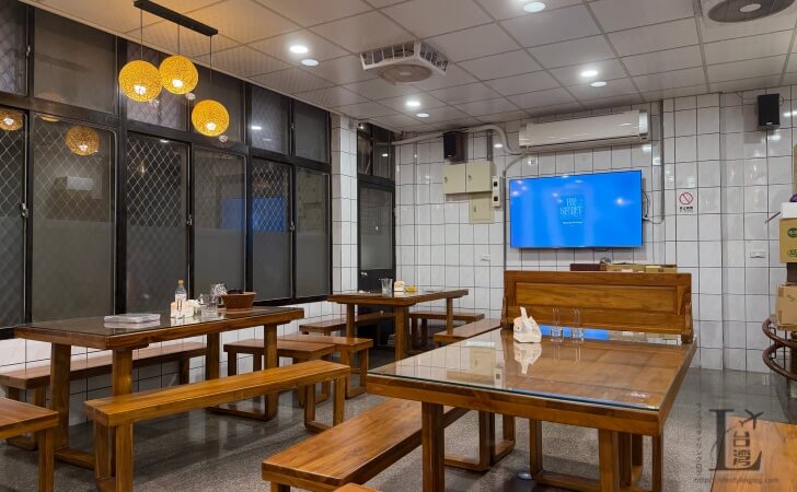 哈客愛養生擂茶の店内
